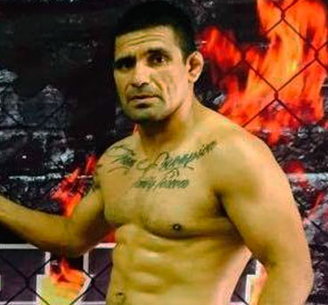 Escorpión, Luta Livre, MMA, Muay Thai, Sumision; Escuela Pitbull, Team Escorpión